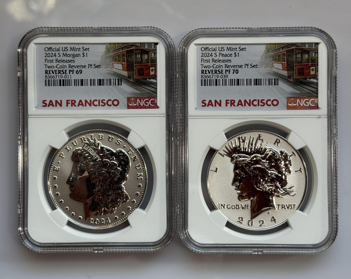 Morgan and Peace Silver Dollar 2 Coin Set Q322